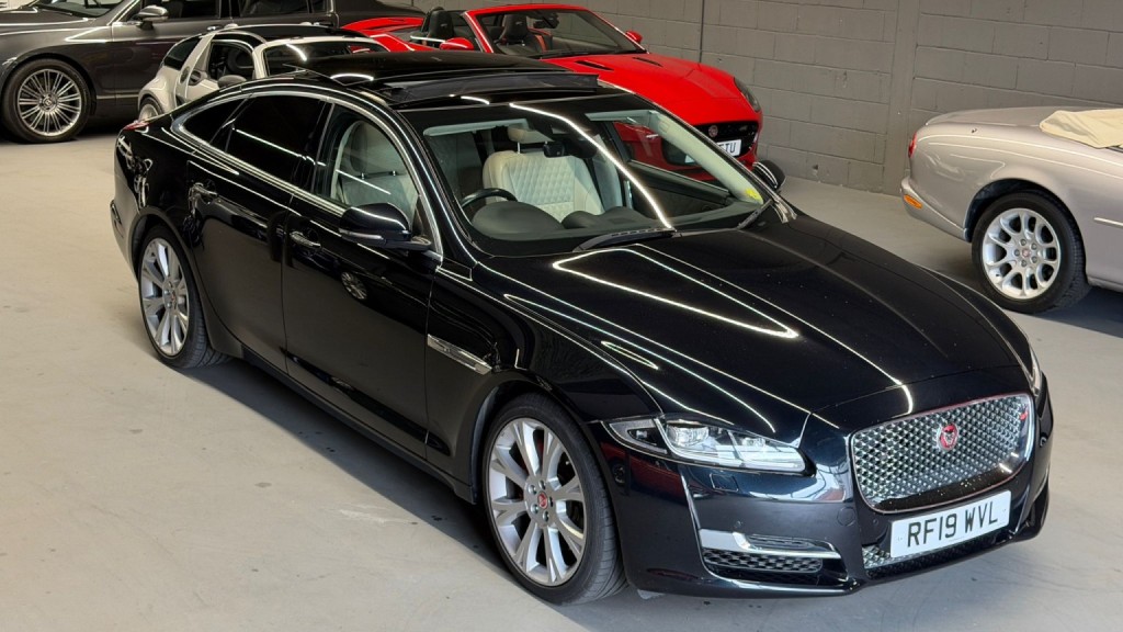 2019 Jaguar XJ